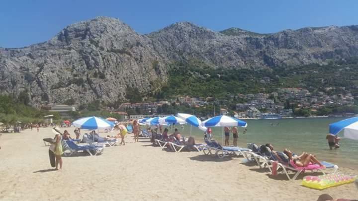 Appartamento Enjoy Omiš Esterno foto